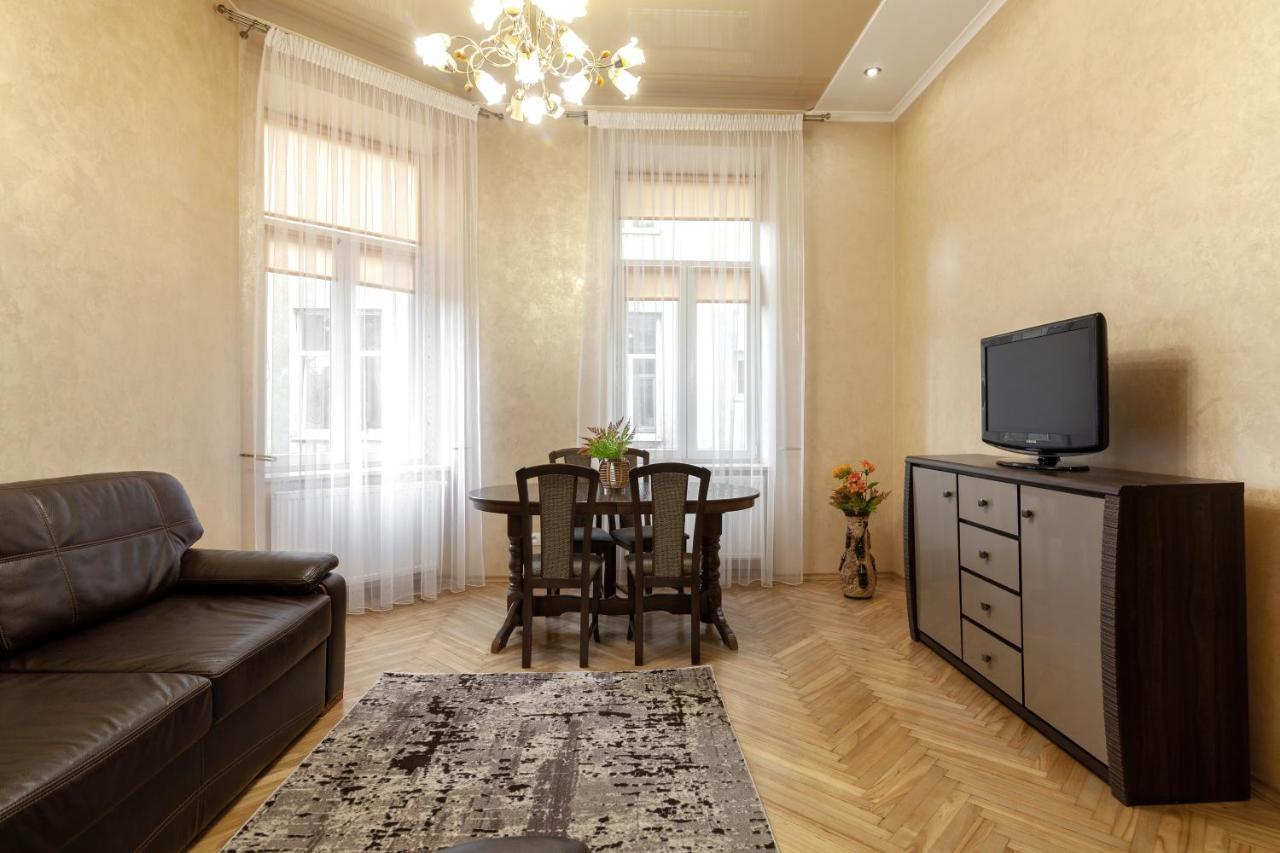 Alfa Apartments Levytskoho Lviv Extérieur photo