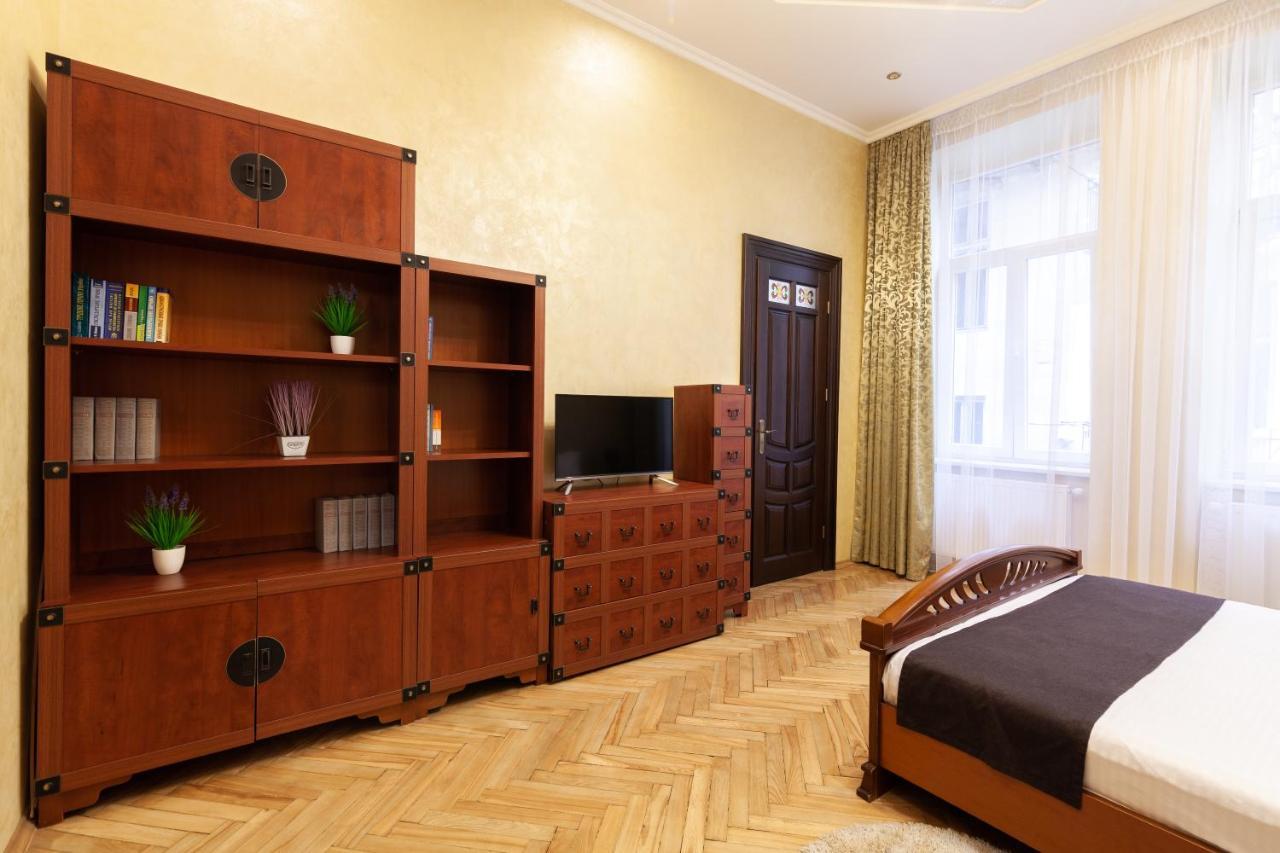 Alfa Apartments Levytskoho Lviv Extérieur photo