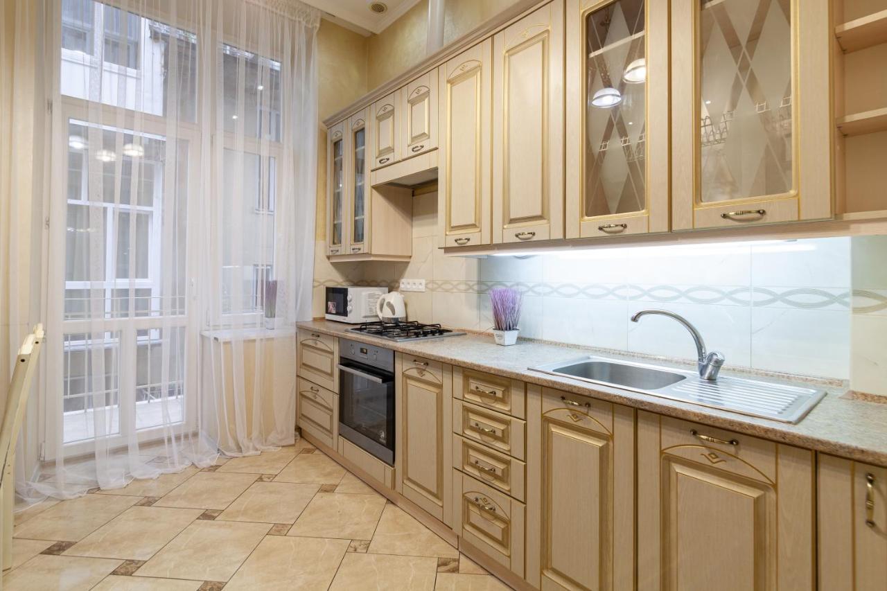 Alfa Apartments Levytskoho Lviv Extérieur photo