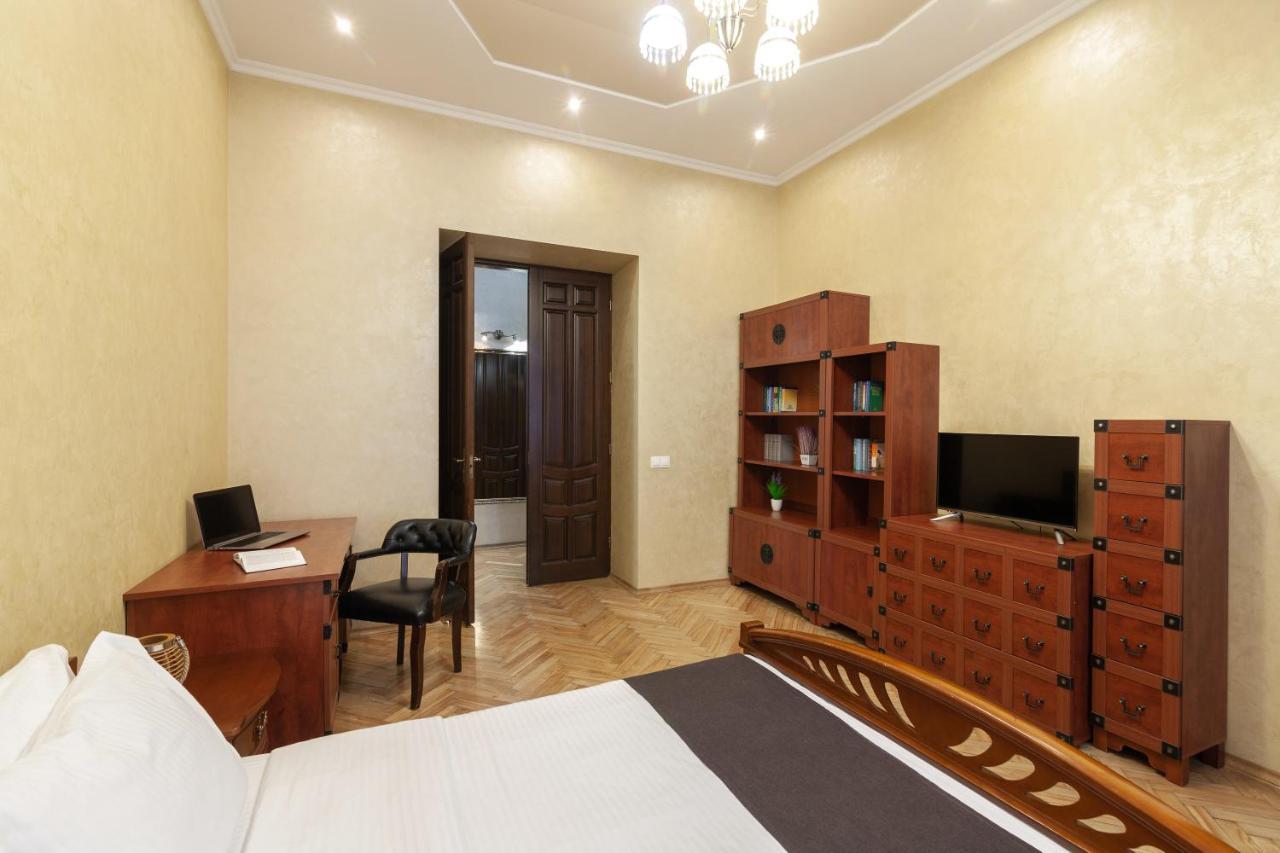 Alfa Apartments Levytskoho Lviv Extérieur photo